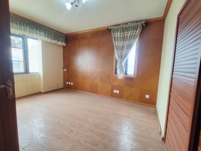 4室2廳1陽(yáng)臺(tái) 盛高大城一期