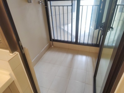 3室2廳1陽(yáng)臺(tái) 金地九樾