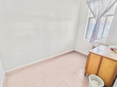 4室2廳2陽(yáng)臺(tái) 金橋花園南區(qū)