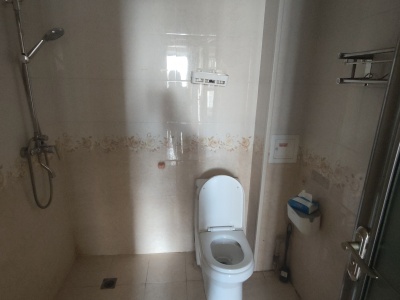 1室1廳1陽臺 俊發(fā)盛唐城