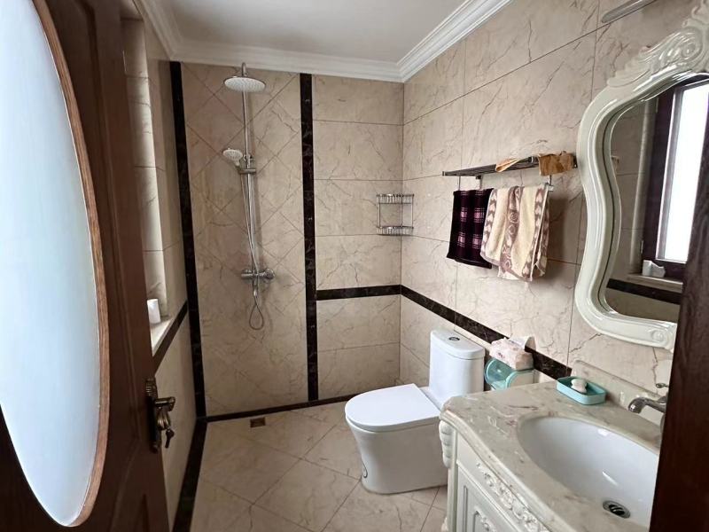 6室2廳1陽臺 立欣洲別墅衛(wèi)生間