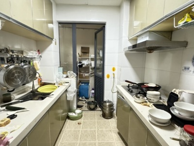 3室2廳2陽臺 西城時代