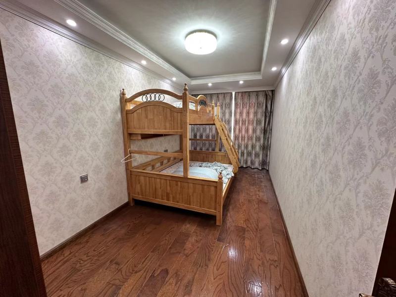 6室2廳1陽臺 立欣洲別墅臥室