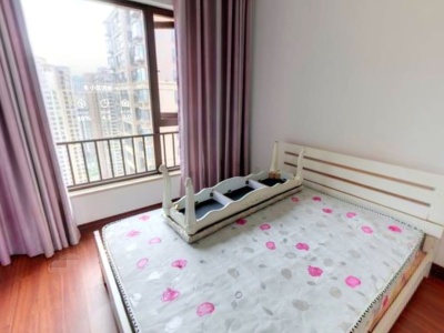 3室2廳2陽(yáng)臺(tái) 中海錦苑