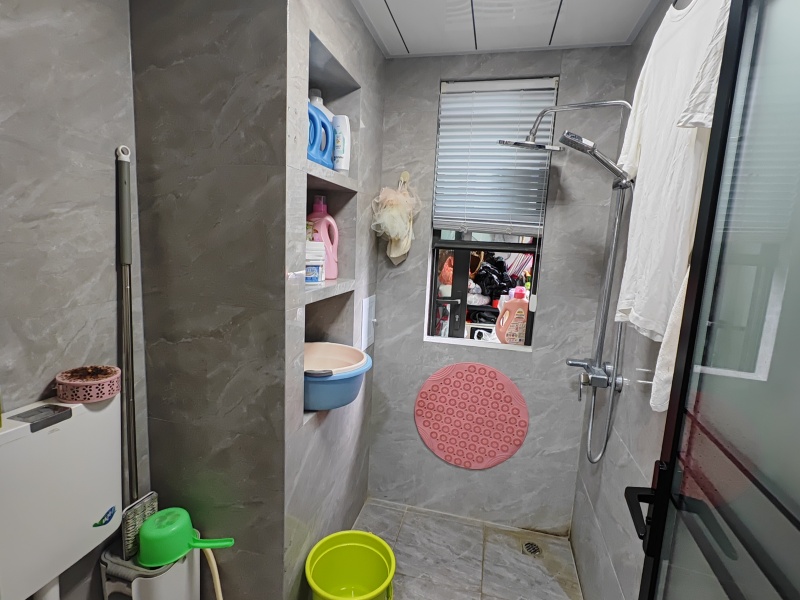 3室2廳1陽臺(tái) 招商雍和府一期衛(wèi)生間