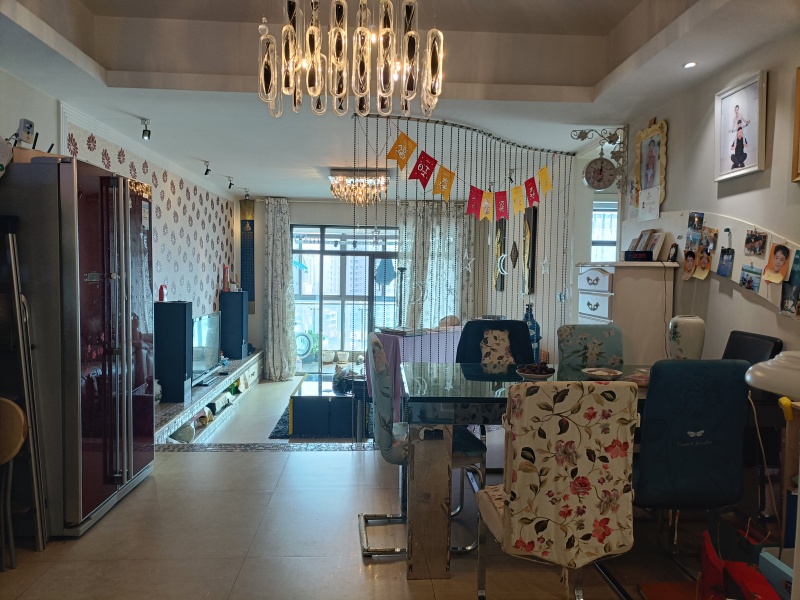 3室1廳1陽臺 和諧世紀客廳