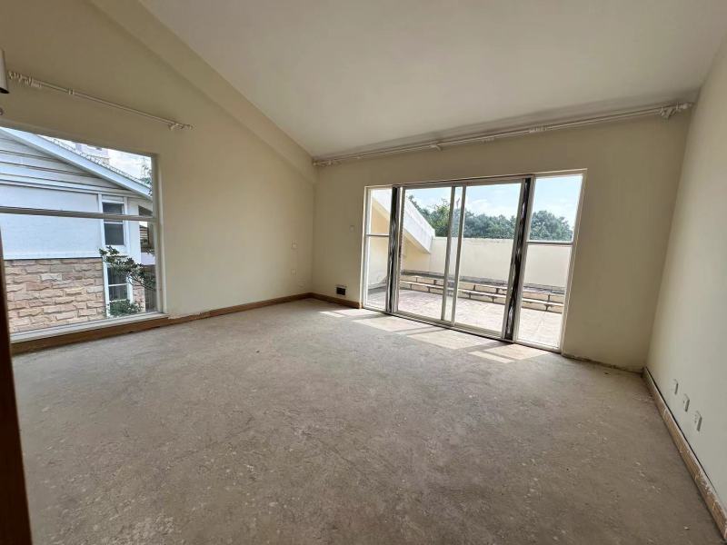 4室3廳2陽臺 陽光高爾夫別墅別墅臥室