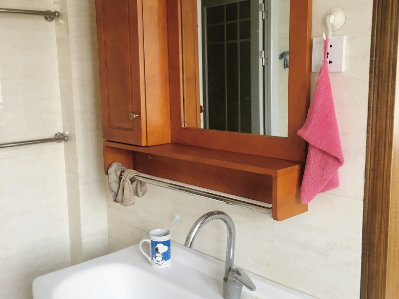 3室2廳2陽臺 白馬小區(qū)衛(wèi)生間