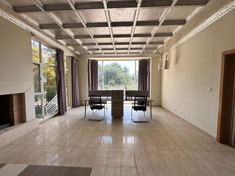 4室3廳2陽臺 陽光高爾夫別墅別墅客廳