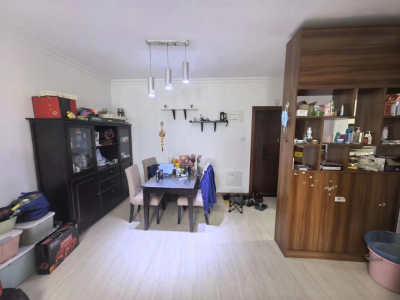 2室2廳3陽臺(tái) 紅星國(guó)際紫郡餐廳