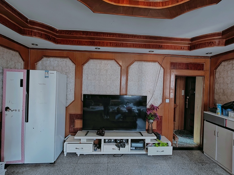 3室2廳1陽臺 南疆花園客廳