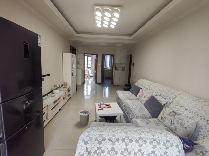 2室2廳1陽(yáng)臺(tái) 融創(chuàng)春風(fēng)十里A10地塊客廳