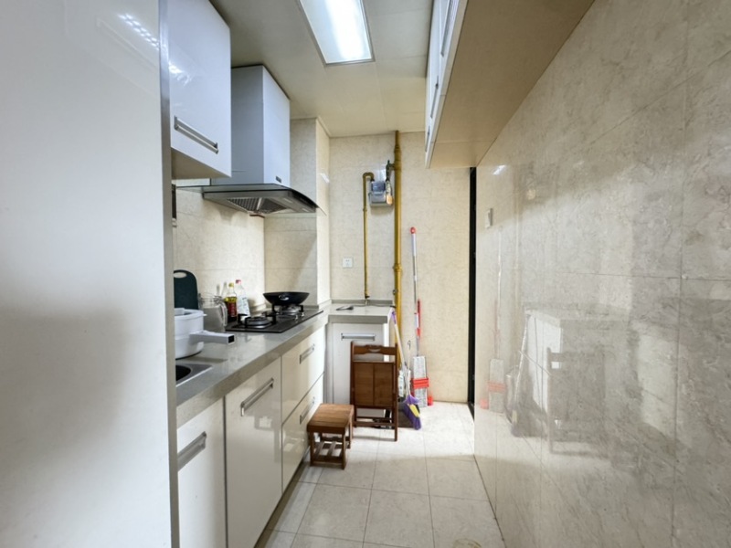 3室1廳1陽臺 南亞未來城廚房