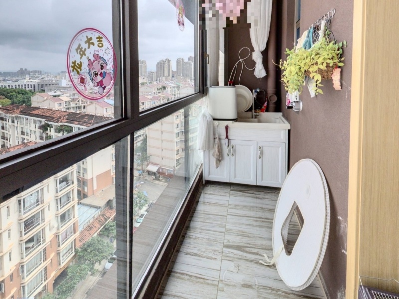 4室2廳2陽(yáng)臺(tái) 碧桂園紫臺(tái)陽(yáng)臺(tái)