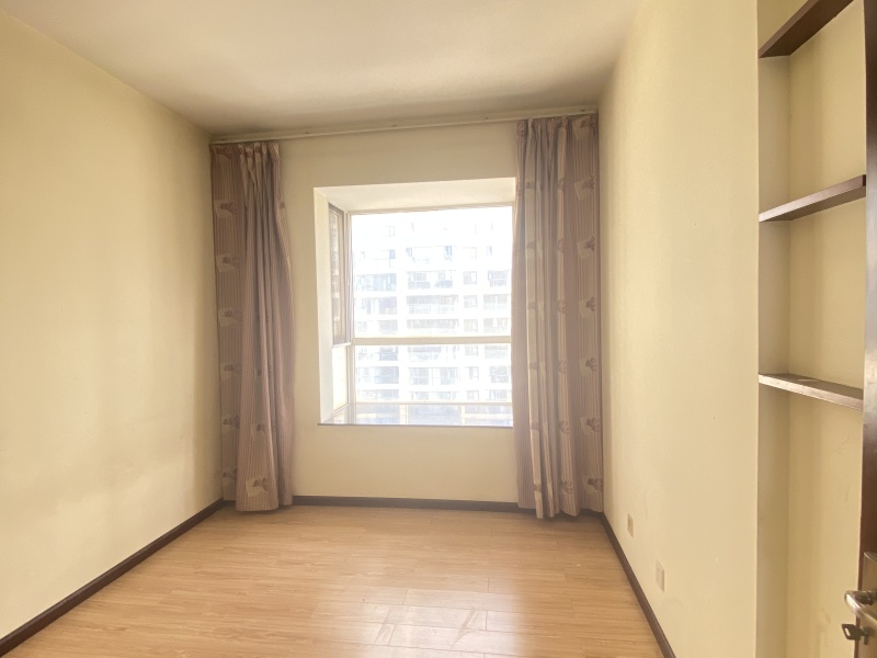 3室2廳2陽臺 遠(yuǎn)洋風(fēng)景臥室