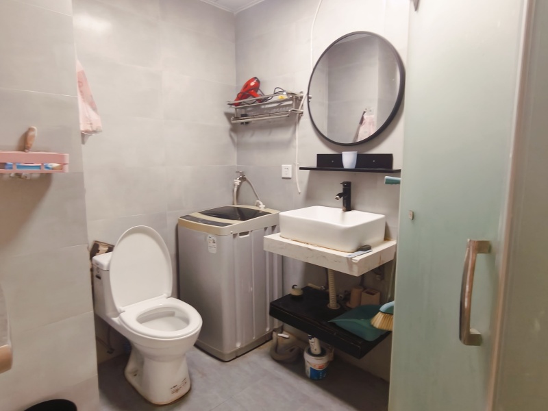 1室1廳1陽臺 和諧時代公寓公寓衛(wèi)生間