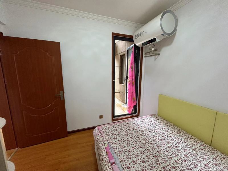 3室2廳2陽臺 山海灣書房