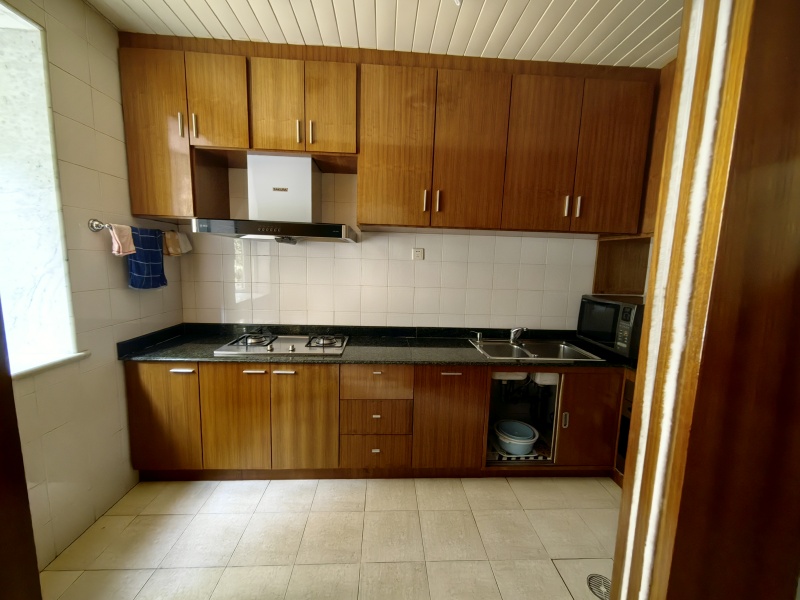 6室3廳2陽(yáng)臺(tái) 佳園上居別墅廚房