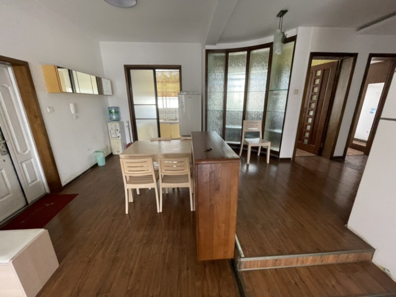 4室2廳2陽臺(tái) 恒安新鄰居餐廳