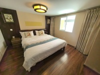 3室2廳1陽(yáng)臺(tái) 翠湖太龍公館臥室