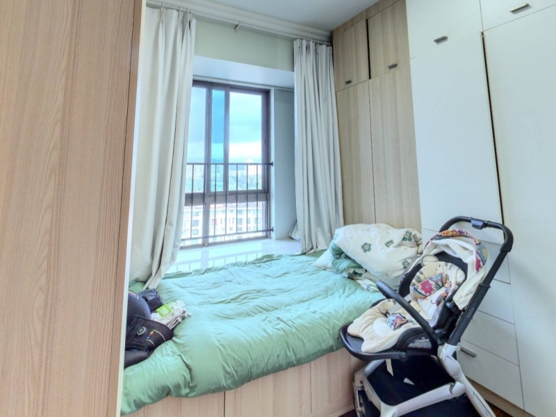 4室2廳2陽(yáng)臺(tái) 碧桂園紫臺(tái)臥室