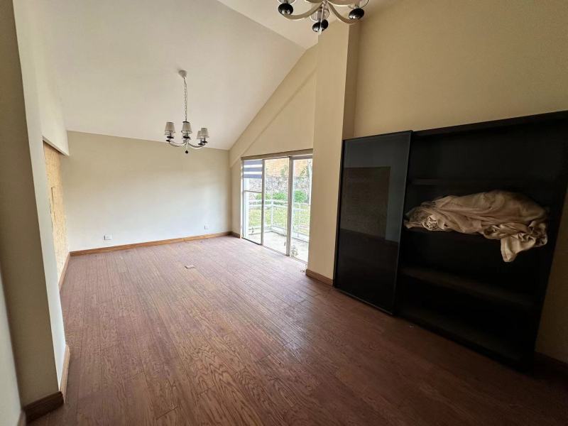 4室3廳2陽臺 陽光高爾夫別墅別墅臥室