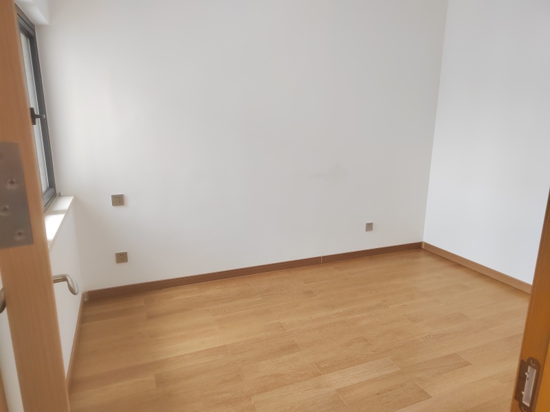 3室2廳1陽(yáng)臺(tái) 金地九樾書房