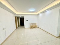 3室2廳2陽臺 濱江俊園后灣組團(tuán)餐廳