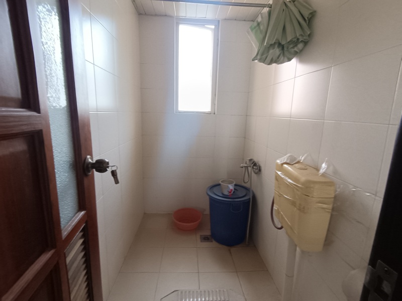 3室2廳2陽臺(tái) 恒安新鄰居客廳