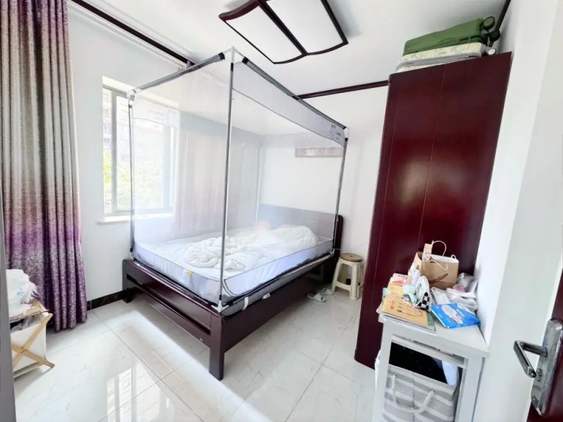 3室2廳 溪畔麗景臥室