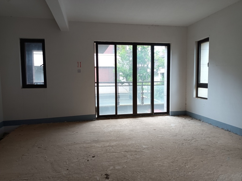 5室2廳2陽臺 昆明恒大云璽別墅臥室