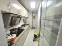 2室2廳3陽臺(tái) 紅星國(guó)際紫郡廚房