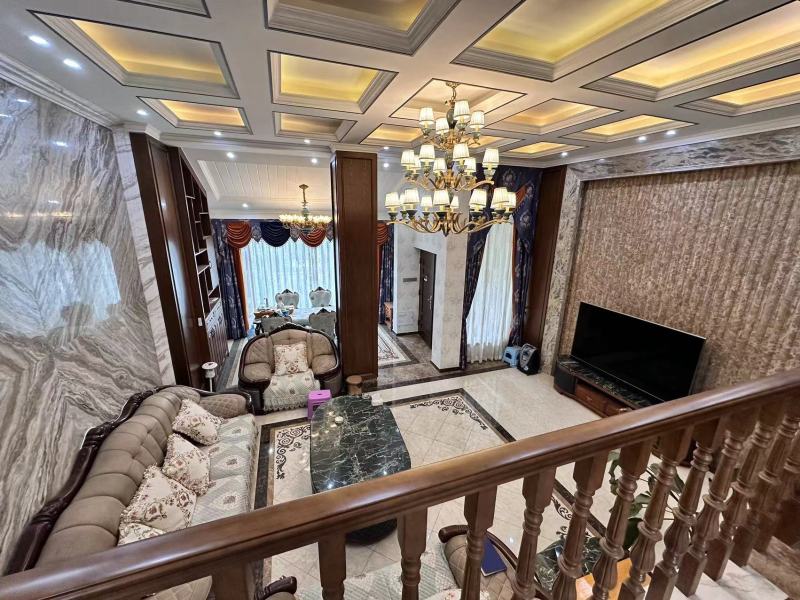 6室2廳1陽臺 立欣洲別墅客廳