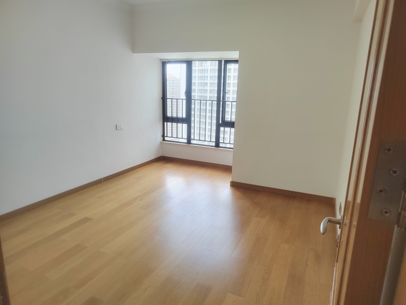 3室2廳1陽(yáng)臺(tái) 金地九樾臥室