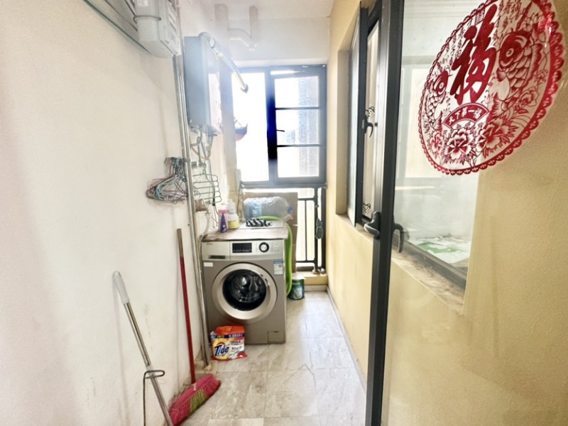 保利大家阳台