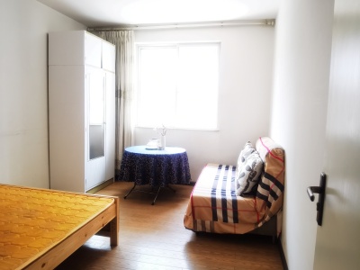 3室2廳2陽臺 白馬小區(qū)臥室