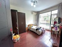 5室2廳3陽臺 都市楓林別墅臥室