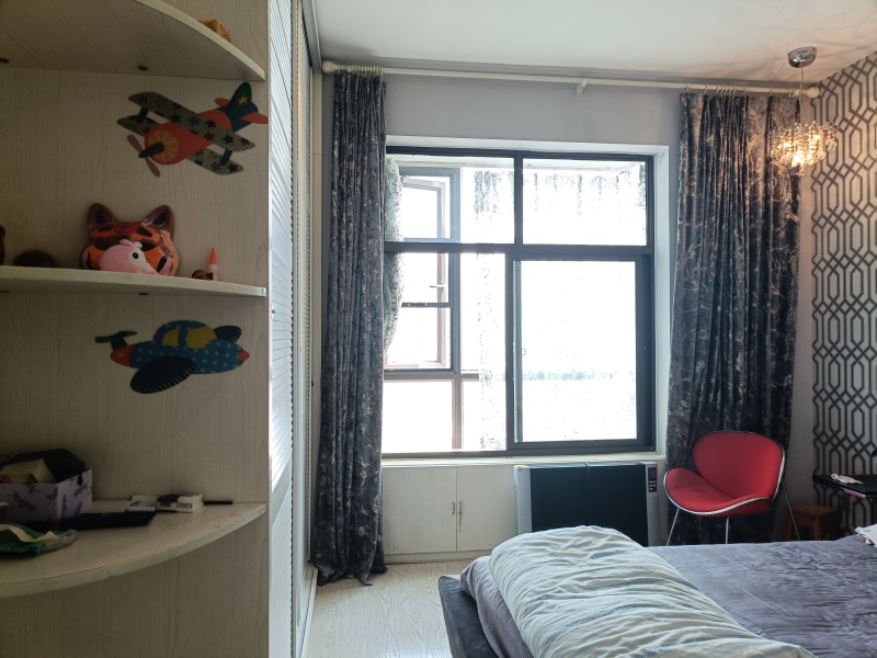 3室1廳1陽臺 和諧世紀臥室