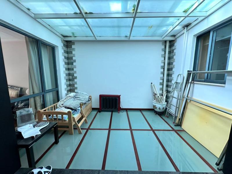 5室2廳3陽臺 都市楓林別墅客廳