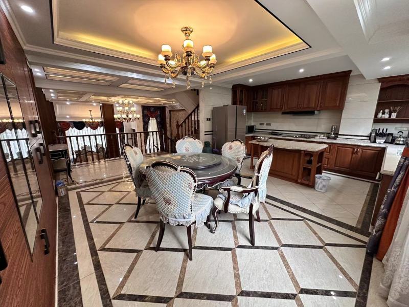 6室2廳1陽臺 立欣洲別墅餐廳