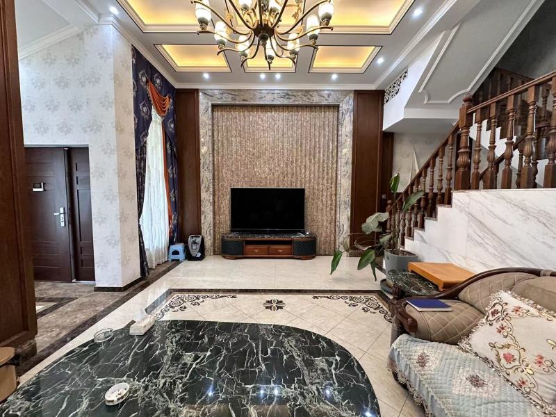 6室2廳1陽臺 立欣洲別墅客廳