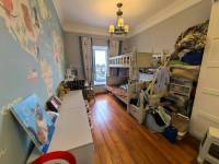 4室2廳1陽臺 綠地海珀瀾庭臥室