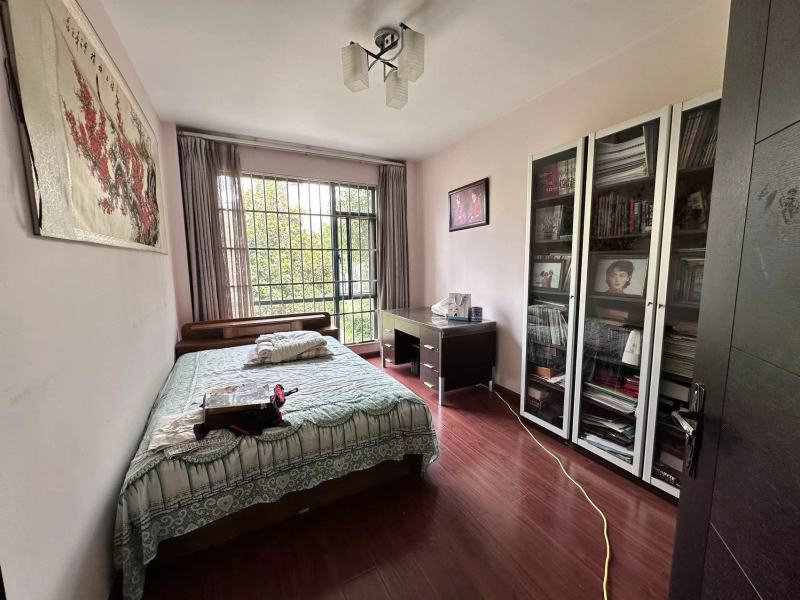 5室2廳3陽臺 都市楓林別墅臥室