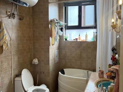 4室2廳2陽臺(tái) 和諧世紀(jì)