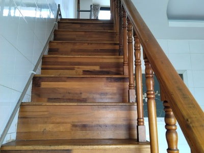 3室2廳2陽(yáng)臺(tái) 盤龍?jiān)坪?
     title=