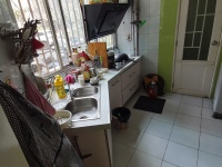 2室2廳1陽臺 怡康溫泉新村A區(qū)廚房