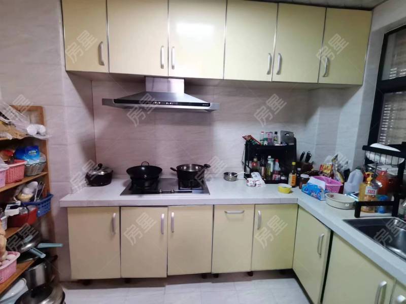 3室2廳1陽臺 春城慧谷B區(qū)廚房