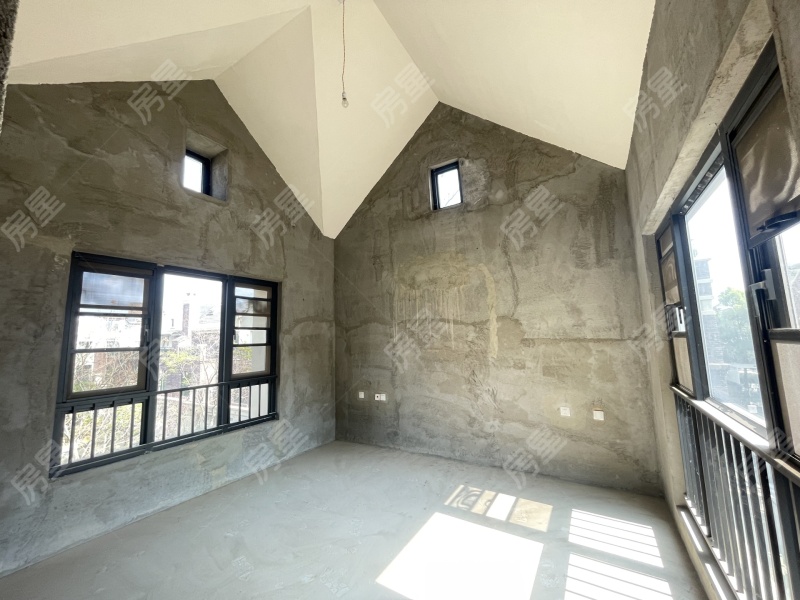 5室3廳3陽臺 滇池ONE A16號地塊別墅臥室