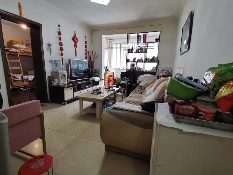 2室2廳1陽臺 怡康溫泉新村A區(qū)客廳