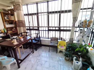 3室2廳1陽臺 春城慧谷B區(qū)陽臺